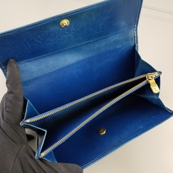 LOUIS VUITTON Vintage Epi Leather Portefeuille Sarah Wallet/Spain - Picture 2 of 16